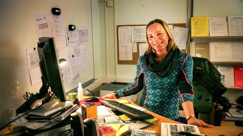 VÄGLEDNING. Charlotte Nordenankar, studie- och yrkesvägledare på Södervärnsskolan, träffar varje niondeklassare minst en halvtimme vardera inför gymnasievalet.