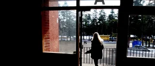 32 elever går inte i skolan – 13 på samma skola