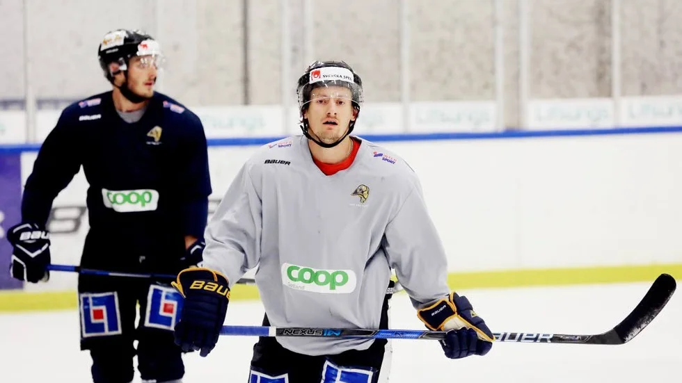 Christian Hägg lämnar Visby Roma.