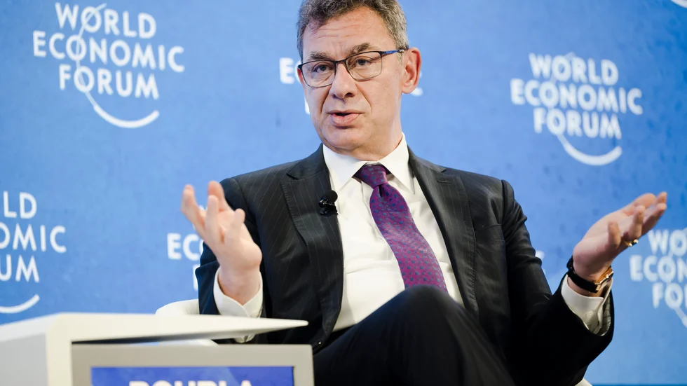 Pfizers vd Albert Bourla vid World Economic Forum i Davos, där det nya initiativet offentliggjordes.