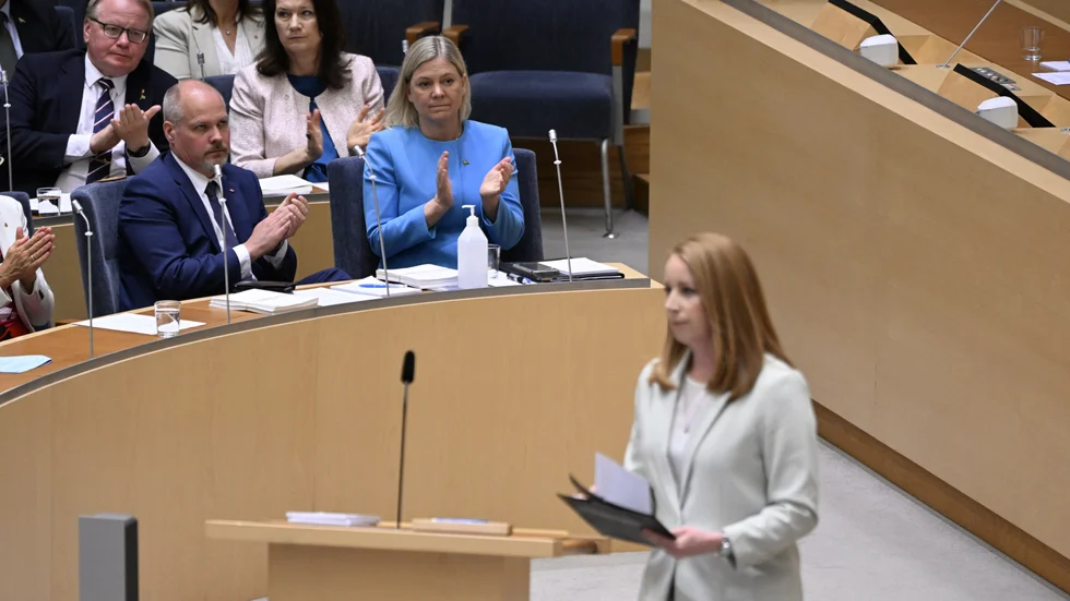 En stökig vecka i svensk politik, där tisdagens misstroendeomröstning följdes av partiledardebatt på onsdagen.
