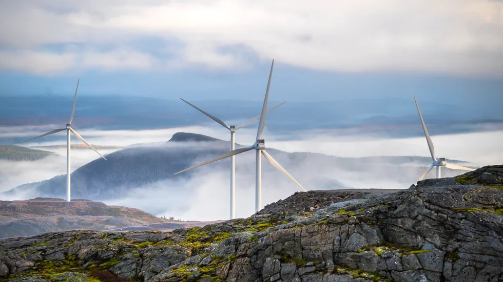 Sveriges elsystem har aldrig haft en så stor och positiv roll för att minska klimatutsläppen, skriver bland andra Linda Burenius, ordförande 100% förnybart.