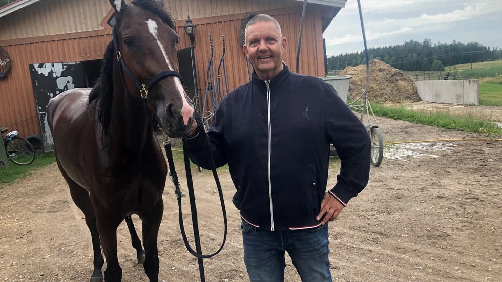 Rihanna W.I. tillsammans med ägaren Anders Vallén.