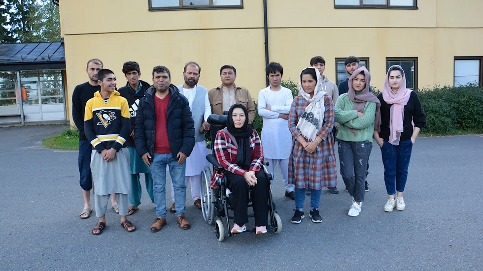 Några av de 41 afghaner som kom till Boden i torsdags kom ut och pratade med media. Alla var lättade över att ha fått lämna våldet och förtrycket från talibanerna i sitt gamla hemland.