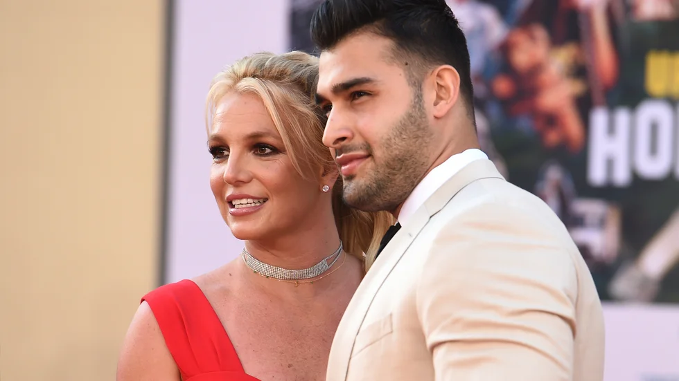 Britney Spears och Sam Asghari. Arkivbild