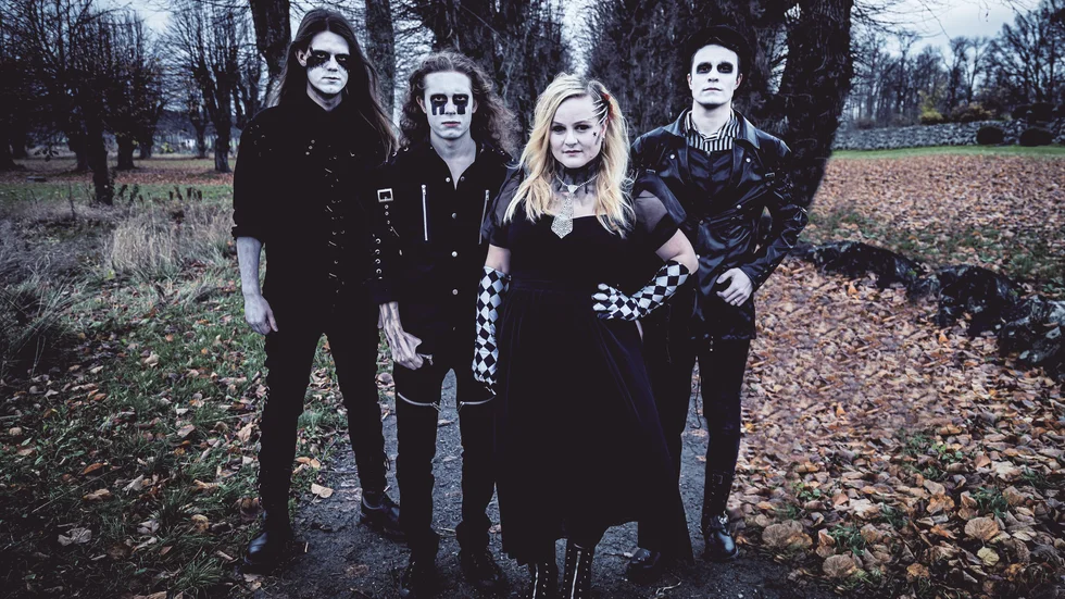 Hårdrocksbandet Nocean har spelat många gånger i Nyköping, nu återkommer de till Nyköpings teater med en metalmusikal i filmskaparen Tim Burtons anda. 