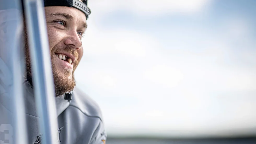 Nytt kontrakt värt cirka 85 miljoner kronor blev under måndagen klart för Viktor Arvidsson, som spelar i Edmonton Oilers kommande två säsongerna. 