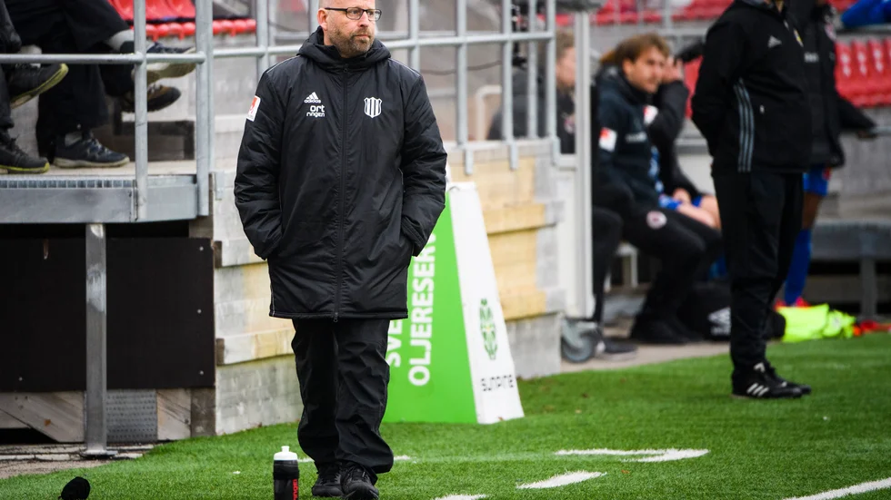 Stellan Carlsson tycker att laget har hanterat höstens matcher bra efter alla problemen i våras.
