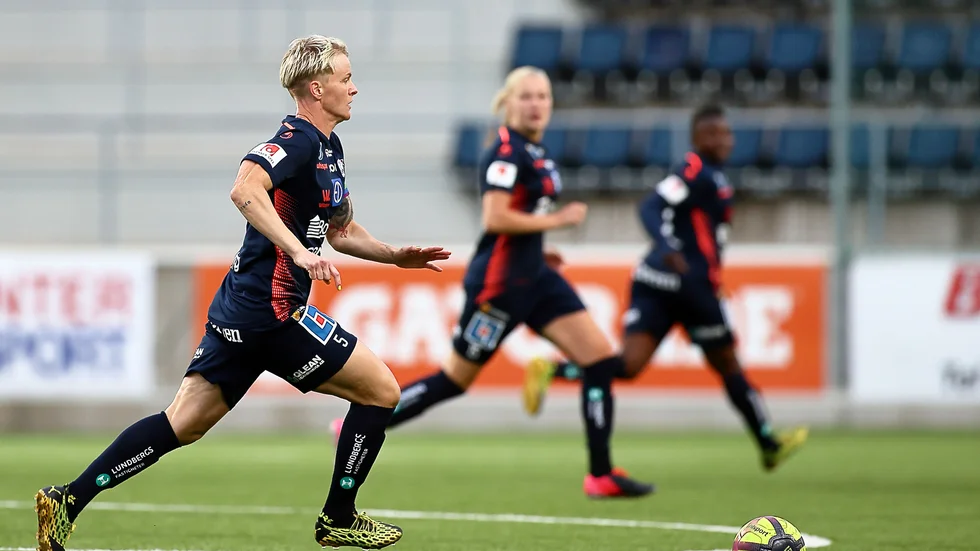 Nilla Fischer och hennes LFC kan fortsätta fadderverksamheten.