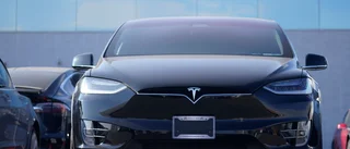 Kina stoppar Tesla från militära anläggningar