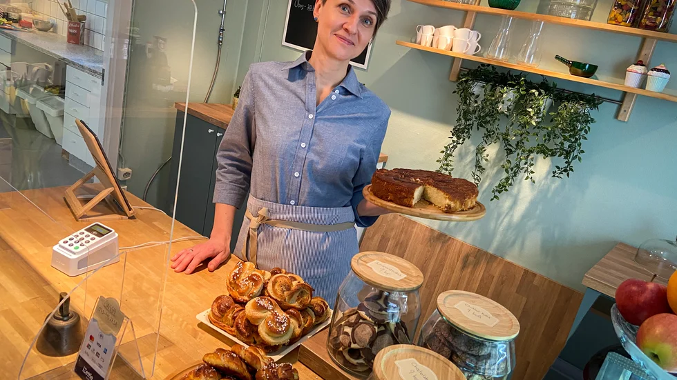 Natalya Pöntinen har länge gått och drömt om att driva eget kafé. På måndagen gick drömmen i uppfyllelse när hon öppnade välkända Café Ottilia i Malmköping.