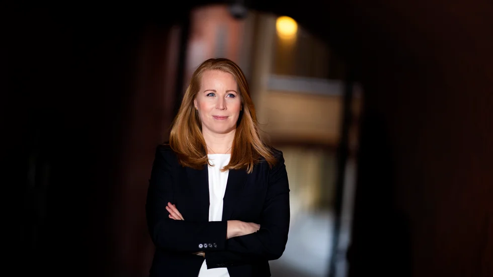 Centerns partiledare Annie Lööf har svårt att förstå det politiska vägval Liberalernas partiledning gjort.