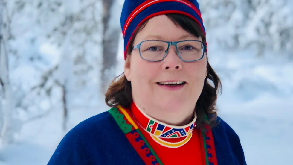 Slöjdaren Katarina Spik Skum har ett långvarigt intresse för lagda skoband. Nu ser hon att skobanden åter fått en renässans.