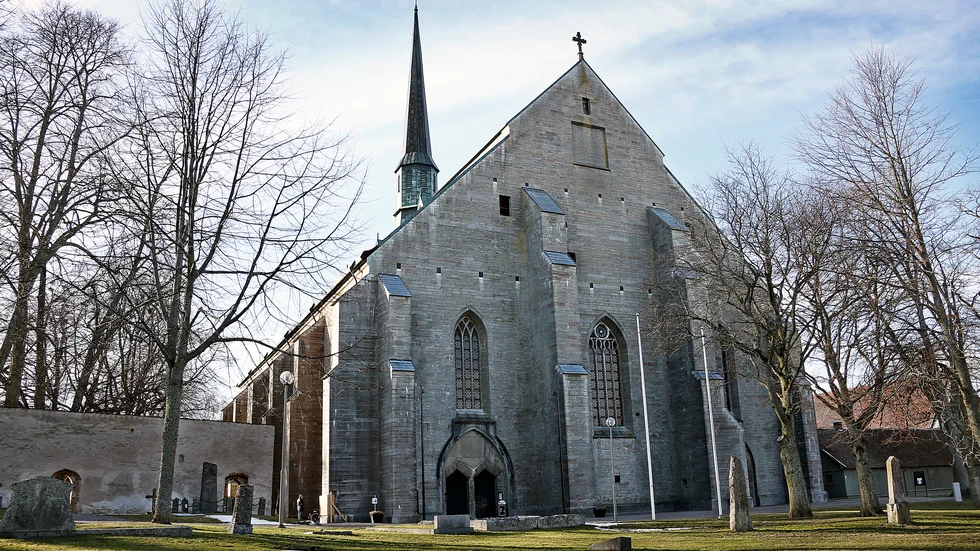 Trots rymden i Vadstena klosterkyrka får bara åtta personer vistas där samtidigt, enligt nuvarande restriktioner.
