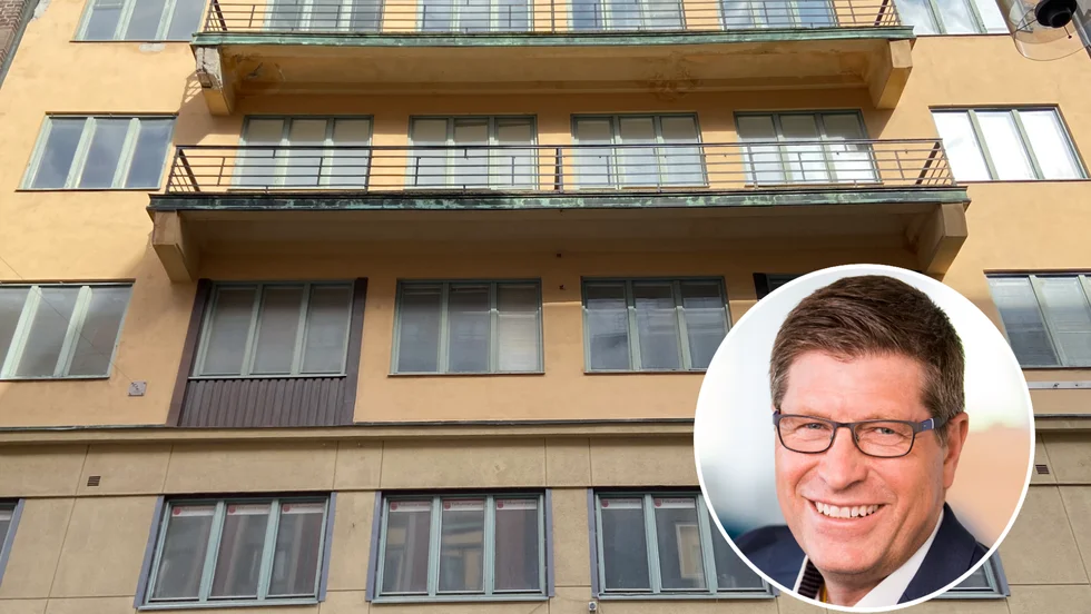 I det här huset på Kungsgatan vill fastighetsbolaget Regio göra om kontorslokalerna till 22 smålägenheter. Lennart Berg är vice vd på Mälarstaden Asset som förvaltar fastigheten.