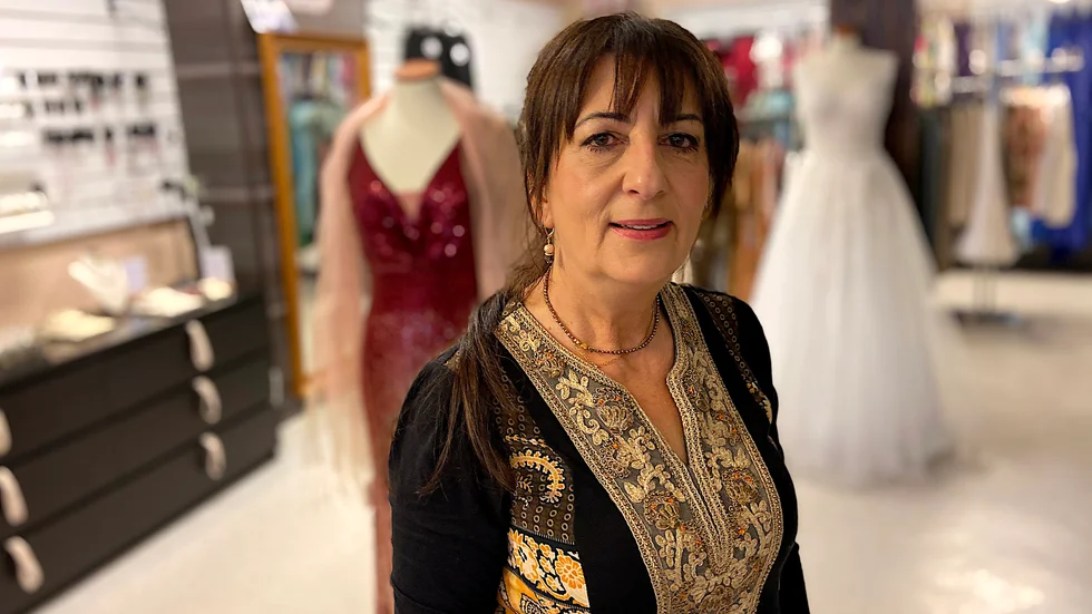 Marina Toranian har haft butik i centrum i 18 år. Nu satsar hon helhjärtat på nätet.