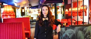 Filippa, 24, klättrar – blir ny restaurangchef på Pinchos: ”När jag började här kunde jag inte ens hacka en lök”