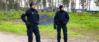Stort polispådrag vid vildmarkscamp 