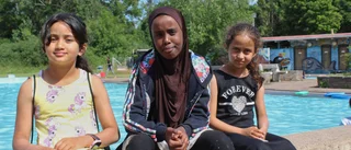 Simskola med tjejer i fokus: "Mycket handlar om att de ska bli trygga i vattnet"