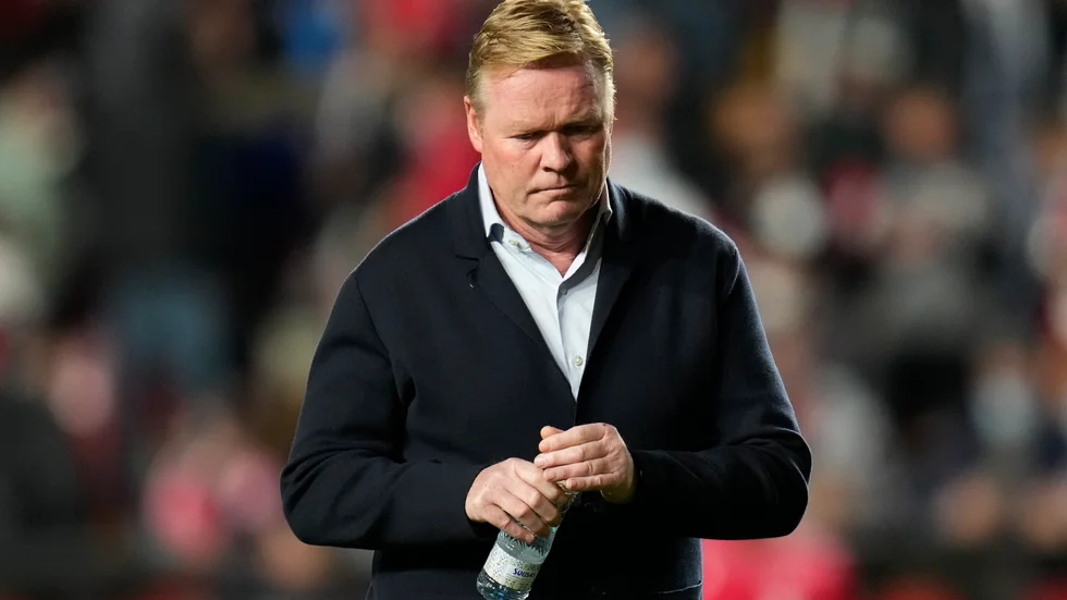 Barcelonas tränare Ronald Koeman får kicken. Arkivbild.