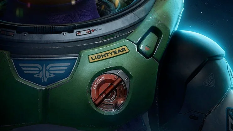 Buzz Lightyears rymddräkt med sina gröna detaljer. Pressbild.