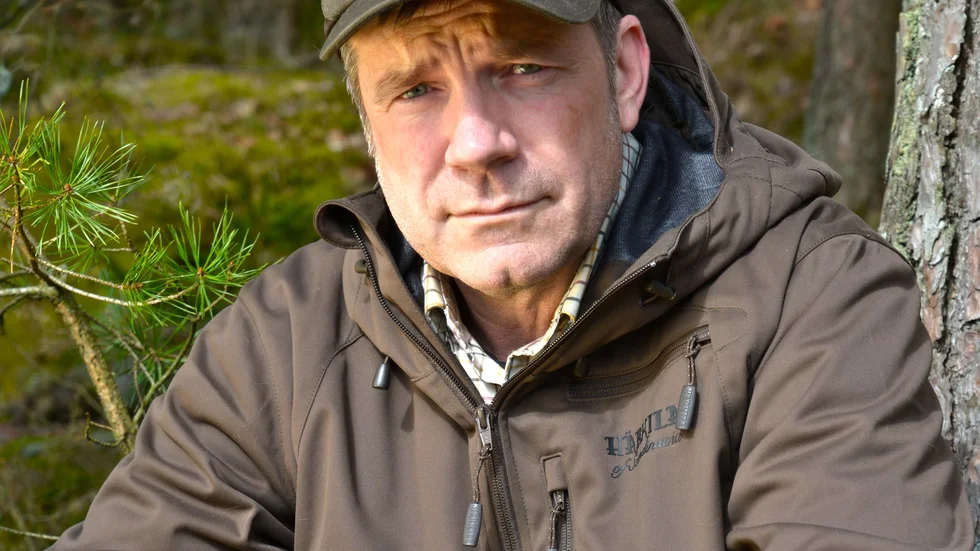 Thomas Ekberg, känd jägarprofil från Motala, startar upp en ny jägarförening. "Jägarna gör en enorm samhällsnytta, som glöms bort", säger han.