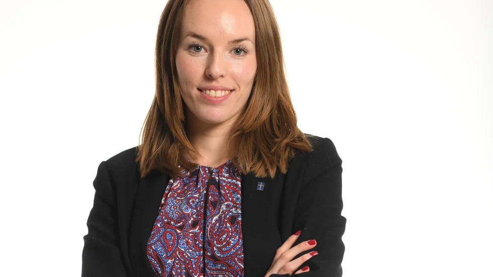 Linnea Alm (SD) lämnar politiken helt efter valet. Redan nu lämnar hon några uppdrag. Ett skäl är att hon inte är ense med sitt parti om riktningen i vissa frågor, som abortfrågan.