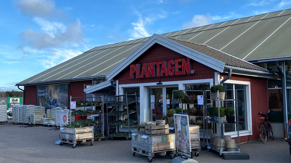 Plantagen i Motala utsattes för stöld under natten mot fredag.