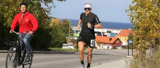 Olsson snabbast i tufft lopp längs kusten