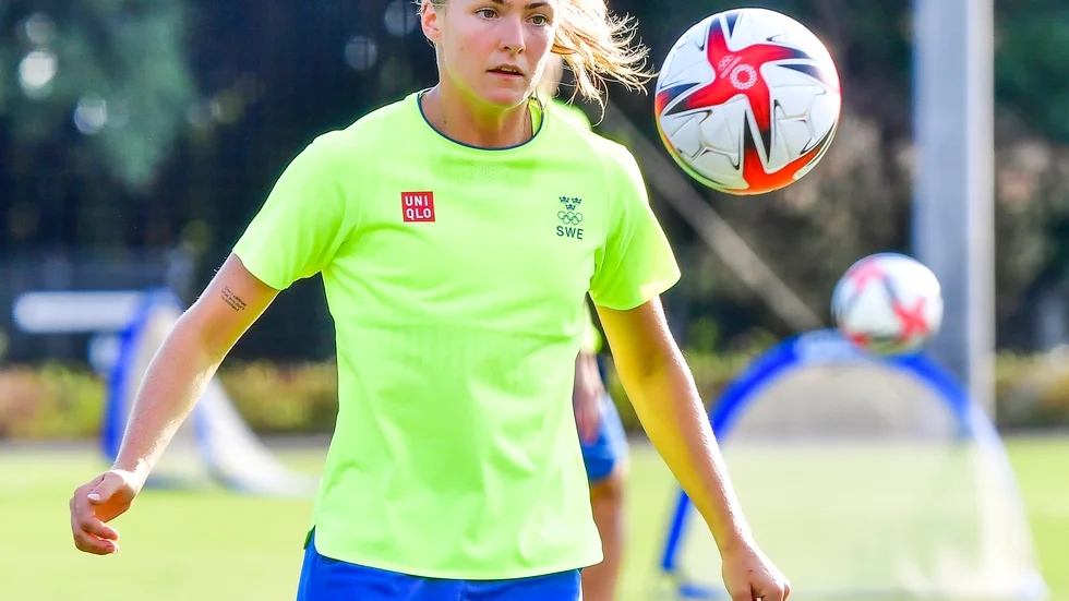 Magdalena Eriksson under sista träningspasset, i Chiba utanför Tokyo, inför andra gruppspelsmatchen i OS, mot Australien på Saitamastadion.