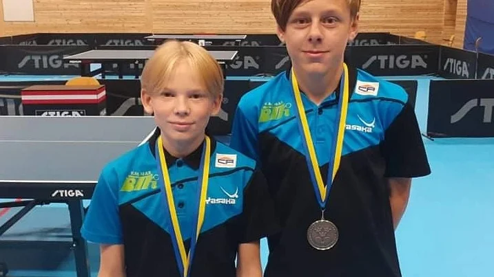Elis Fagerudd och Noa Dahlström tog silver i lag-SM för pojkar 14.