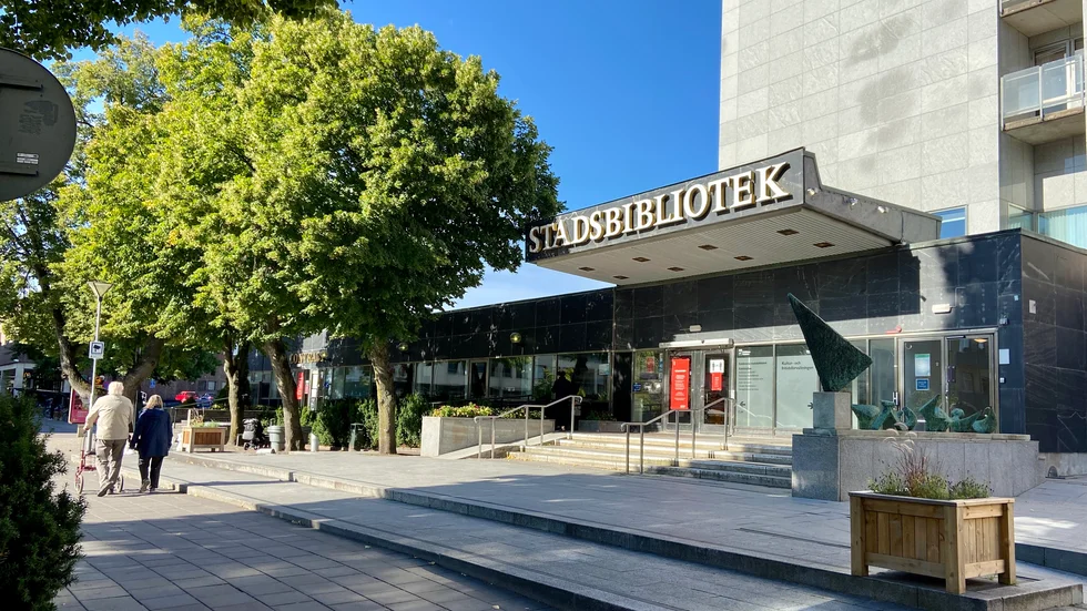 Biblioteken har något för alla. Användarinflytandet är stort, både av inköp av böcker och resurser, och önskemål av evenemang, skriver signaturen "Portalväktare av tusentals världar".
Bilden: Eskilstuna stadsbibliotek