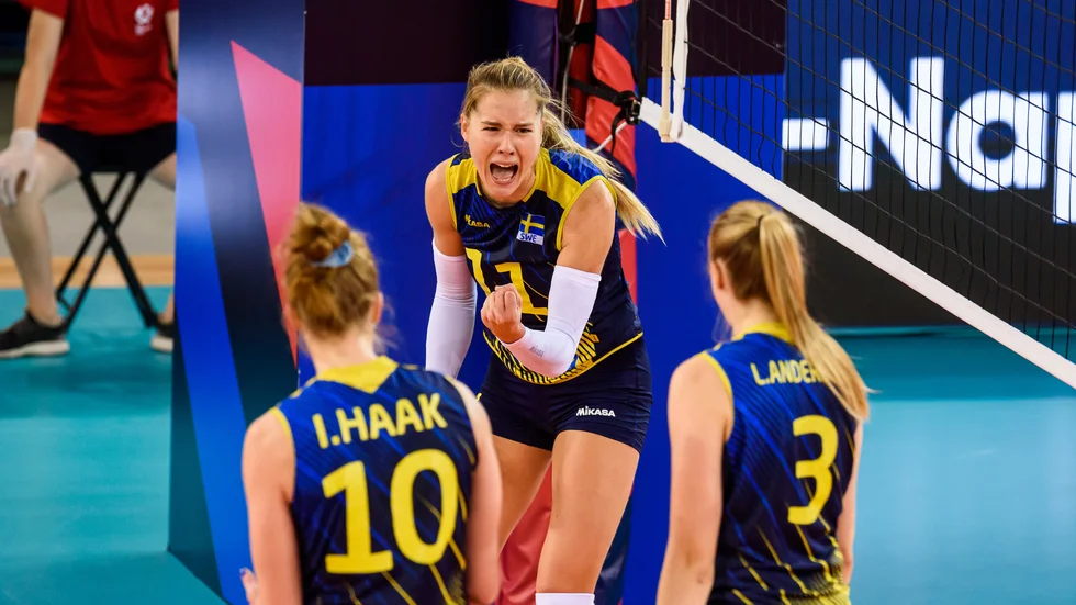 "De har gett sig själva chansen, och tagit den", skriver Johanna Salo om Sveriges framfart i volleyboll-EM.