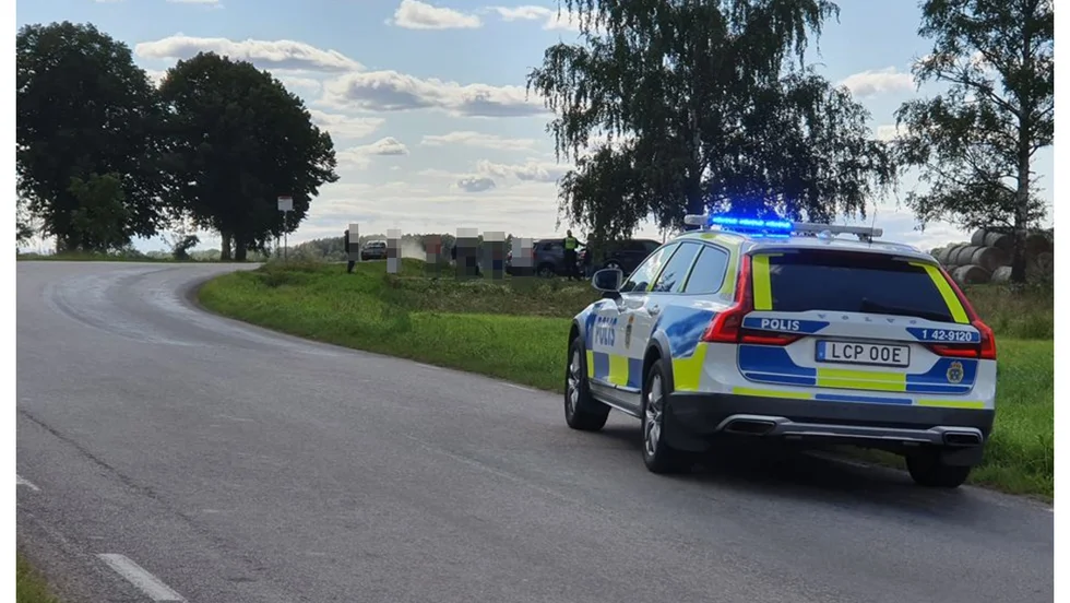 Två bilar med sammanlagt åtta personer drabbades vid olyckan utanför Vikingstad på tisdagen.