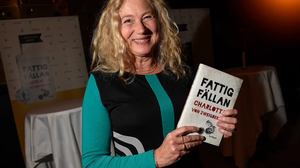 Charlotta von Zweigbergk, här med annan bok hon författat.