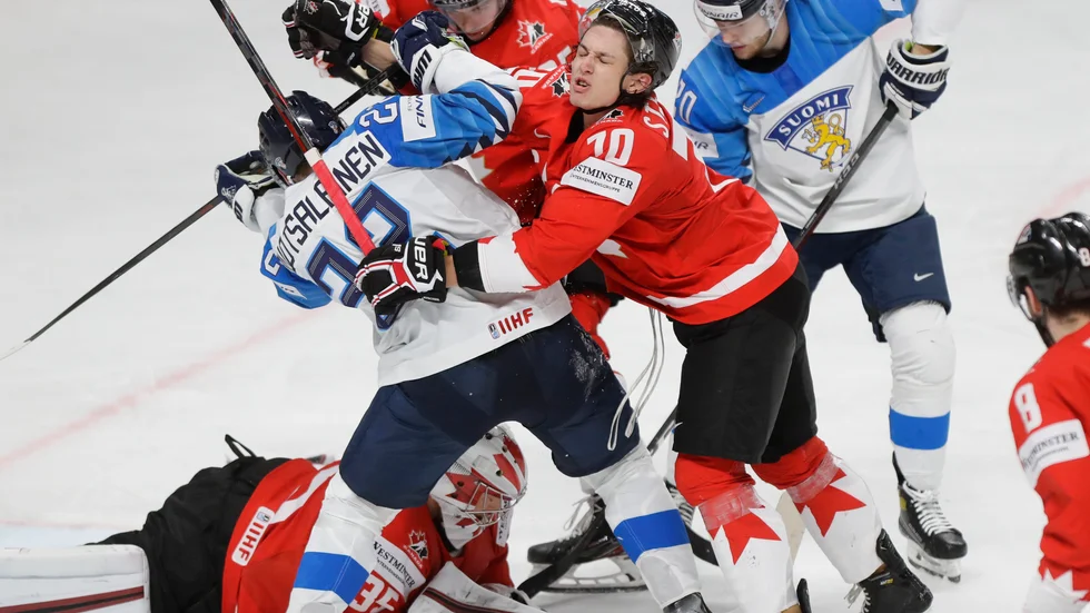 Finland besegrade Kanada.
