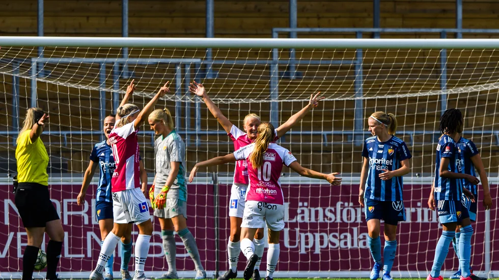 Isabella Mattsson och Beata Olsson är två nyckelspelare för Jonas Valfridsson.