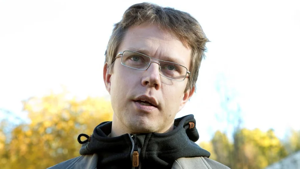 Fredrik Bellander, va-chef på Pireva, tror att renspolningen av vattenledningarna kan ha bidragit till att ett antal Piteåbor fick klorluktande vatten i kranen. (arkivbild)