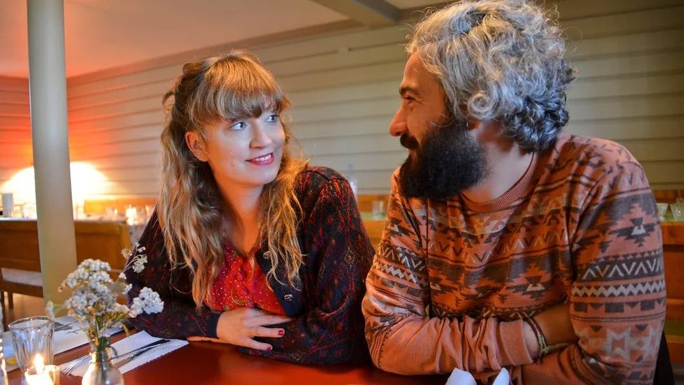 Linda Remahl och Goncalo Marques driver redan ett kulturcenter i Lomträsk. Genom köpet av skolan i Moskosel vill de utveckla sitt koncept. (Arkivbild)