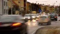 Trafiken tätnade direkt igår på Albrektsvägen, när ännu en etapp av Söderleden stängdes av.