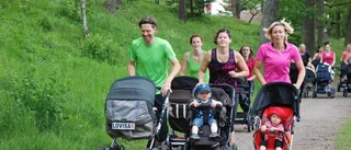 Småbarnsföräldrar på språng