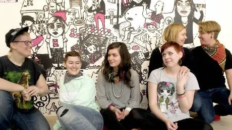 Några av de serietecknare i Dotterbolaget som ställer ut på EWK-museet: Karolina Bång, Karin Casimir Lindholm, Lisa Ewald, Louise Lange, Sara Hansson och Sara Elgeholm.