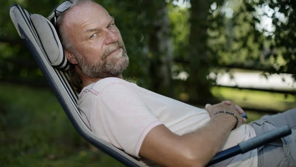 Hans Gunnarsson får Aniarapriset. Pressbild.