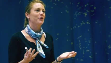 En gång en av världens bästa simmerskor. Nu reser Emma Igelström runt och berättar om sina ätstörningar som satte stopp för karriären.                                                                                             Foto: Niclas Sandberg
