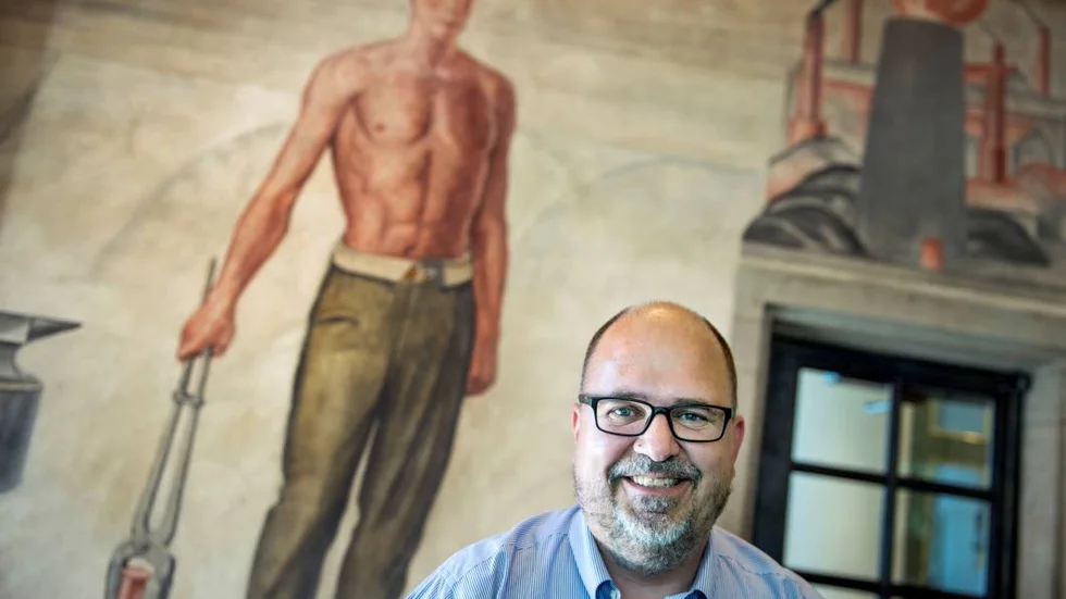 Inför den kommande avtalsrörelsen kunde inte LO:s Ordförande Karl- Petter Thorwaldsson samla LO-förbunden för en enad linje gentemot arbetsgivarna. Nu förhandlar förbunden var för sig.