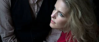 Näver och nattklubb med Sofia Karlsson