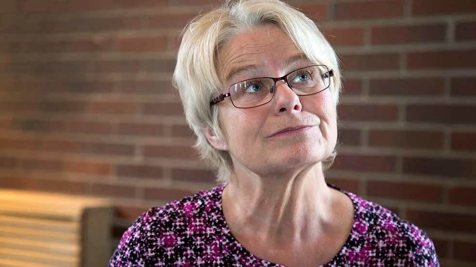 Kommunalrådet Helena Öhlund beklagar Engmans avhopp, men menar på att ingenting egentligen förändrats i ägardirektiven.  (Arkivbild)