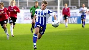Lite överraskande tappade Sleipner alla tre poängen mot Oskarshamn i lördags. Patrick Lindqvist och Co i "randigt" brände alldeles för många målchanser. 
FOTO: SUSANNE LUNDBÄCK