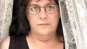 Patricia Holden, 47, var nyskild när hon träffade det hon trodde var mannen i hennes liv. Hennes liv blev ett helvete. 
FOTO: NICLAS SANDBERG