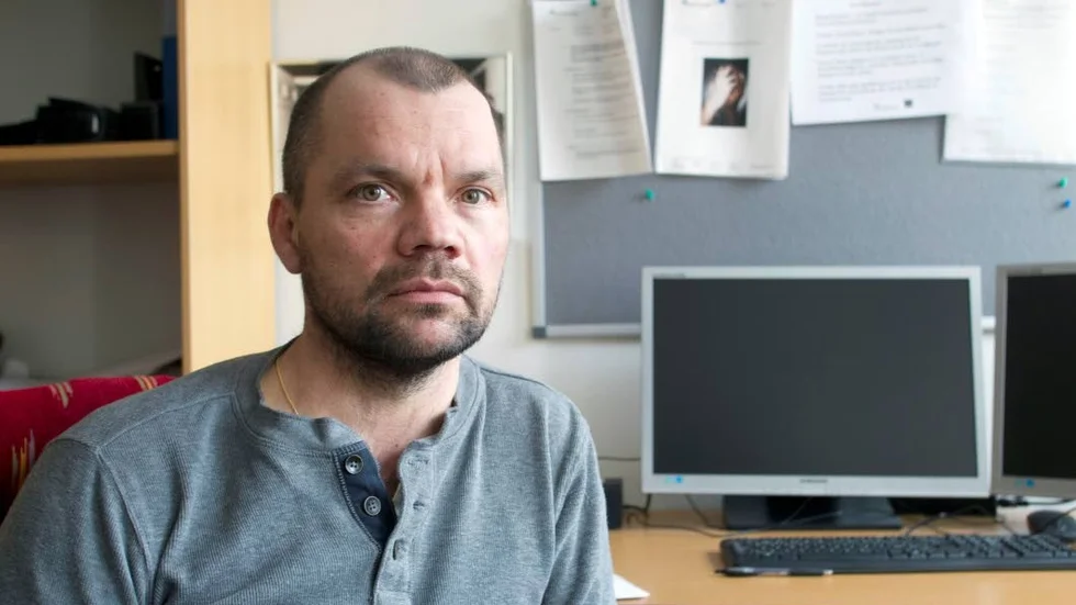 Jörgen Wahlberg, skogskonsulent på Skogsstyrelsen i Piteå, uppmanar Lennart Andersson att höra av sig till dem.